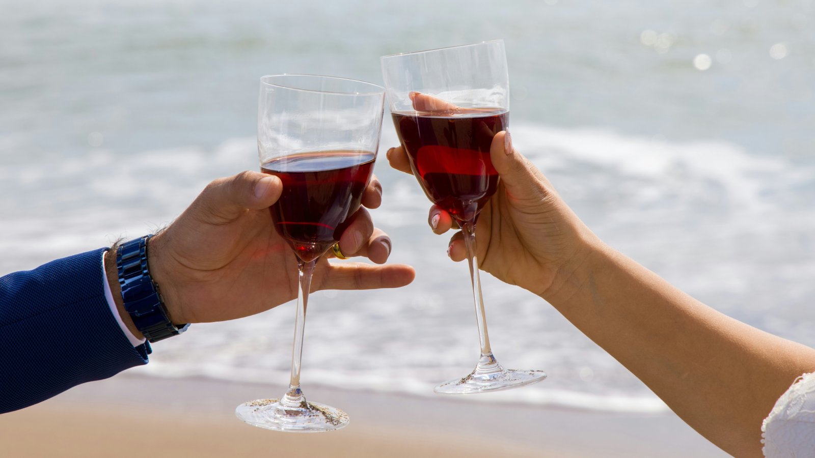 Food & Drink - Tasty Champagne For A Couple