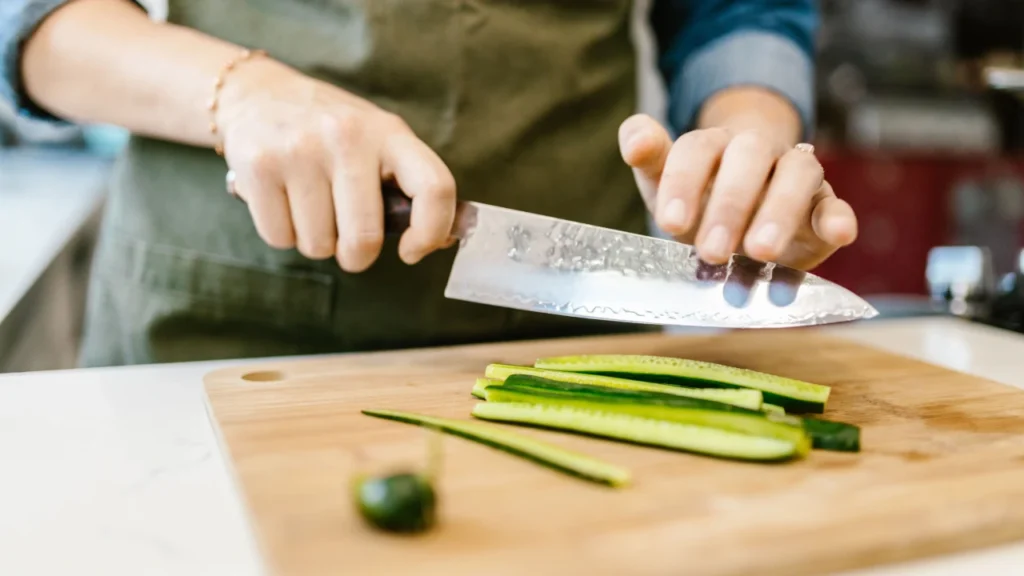 sticks cucumber for spicy hand roll
